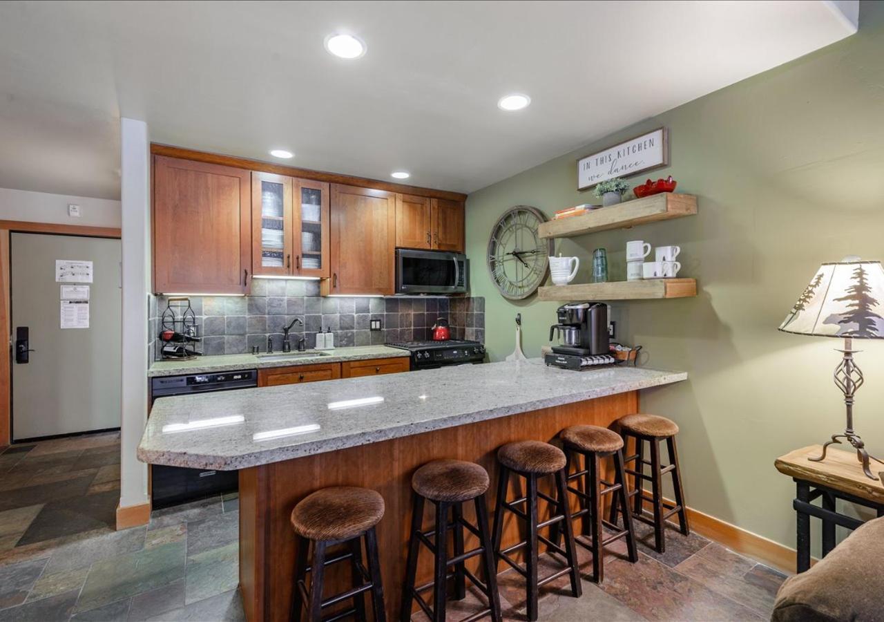 Cozy Northstar Village Condo Walk To Lifts 2 Full Ba Excellent Location Truckee Bagian luar foto