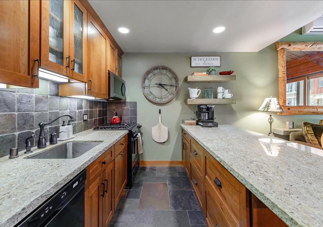 Cozy Northstar Village Condo Walk To Lifts 2 Full Ba Excellent Location Truckee Bagian luar foto